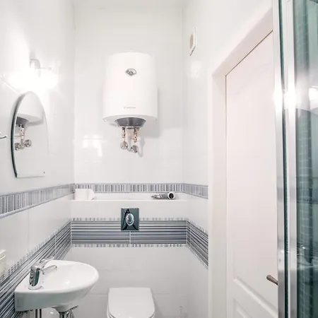 Near Deribasovskaya Apartman